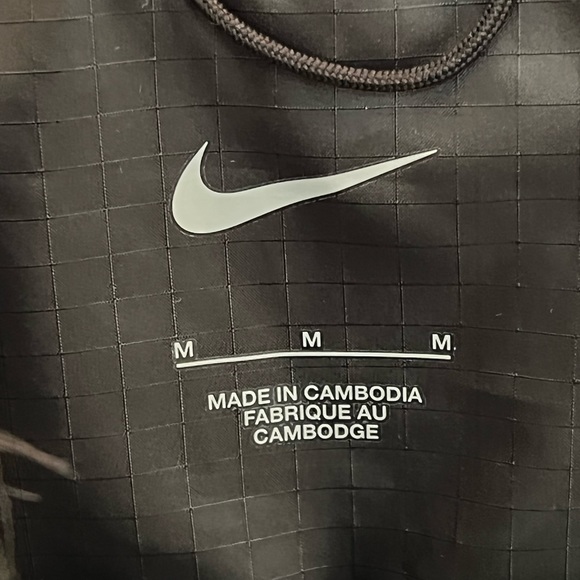 Nike Essential Women's Running Jacket - Picture 4 of 4